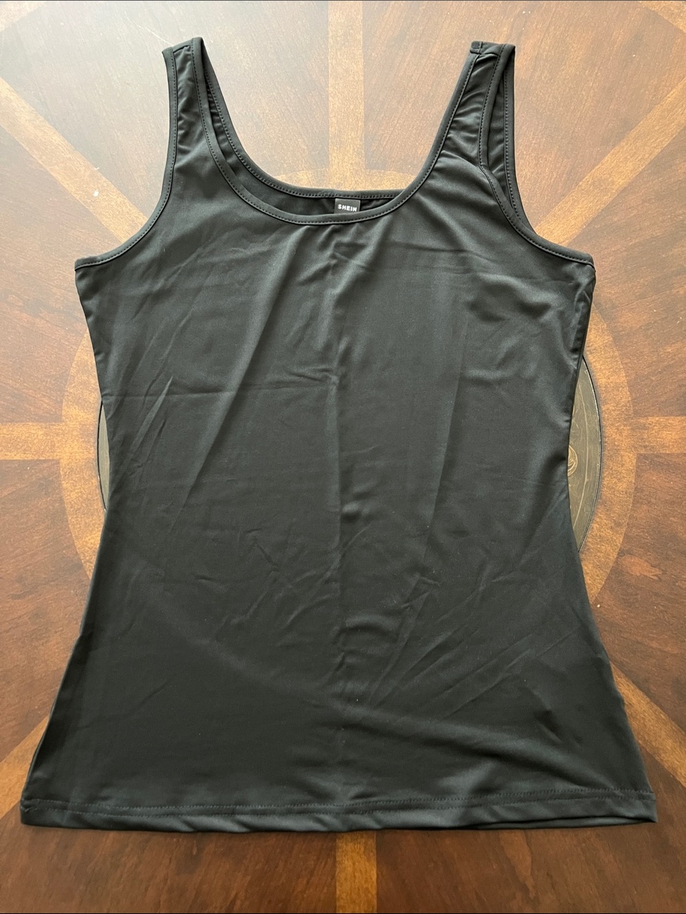 SHEIN Black Scoop Neck Tank Top